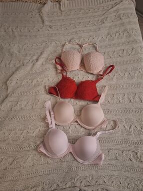 Woman's Bra Bundle Size 36A